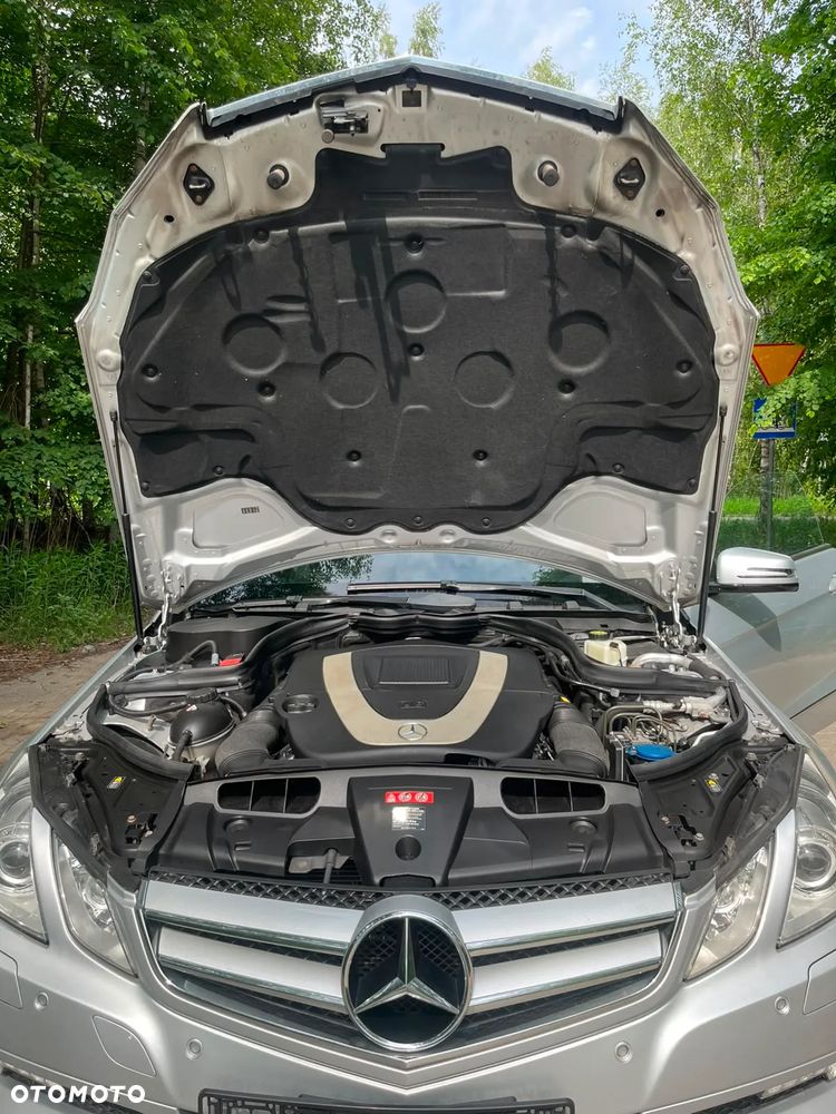 Mercedes-Benz Klasa E - 23