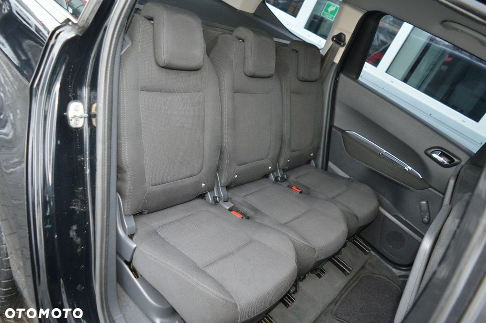 Peugeot 5008 HDI FAP 110 Tendance - 26