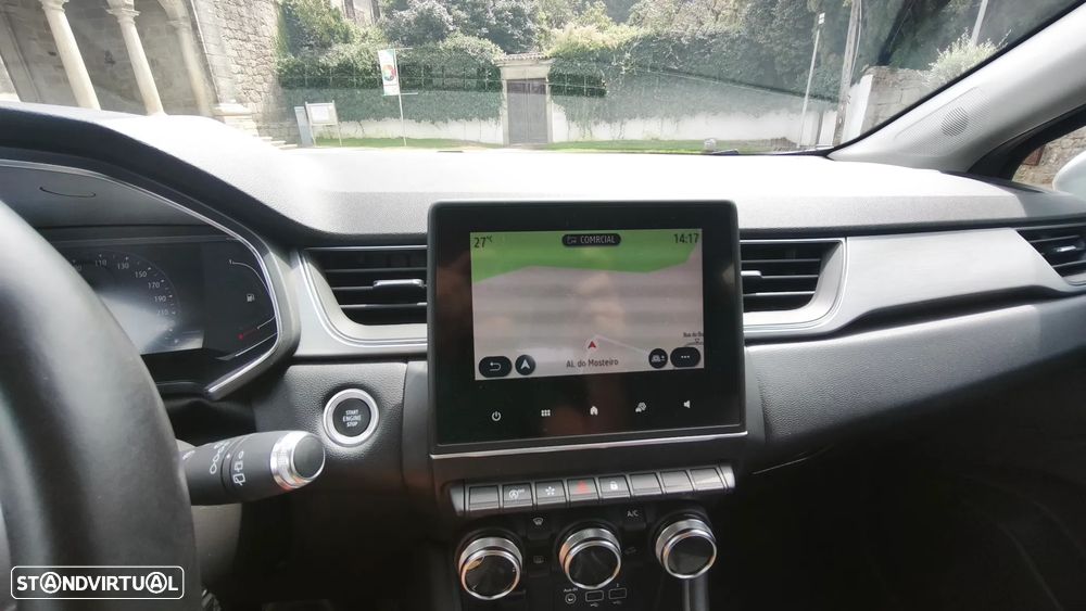 Renault Captur 1.3 TCe Exclusive EDC - 28