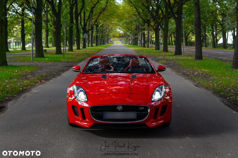 Jaguar F-Type S - 8
