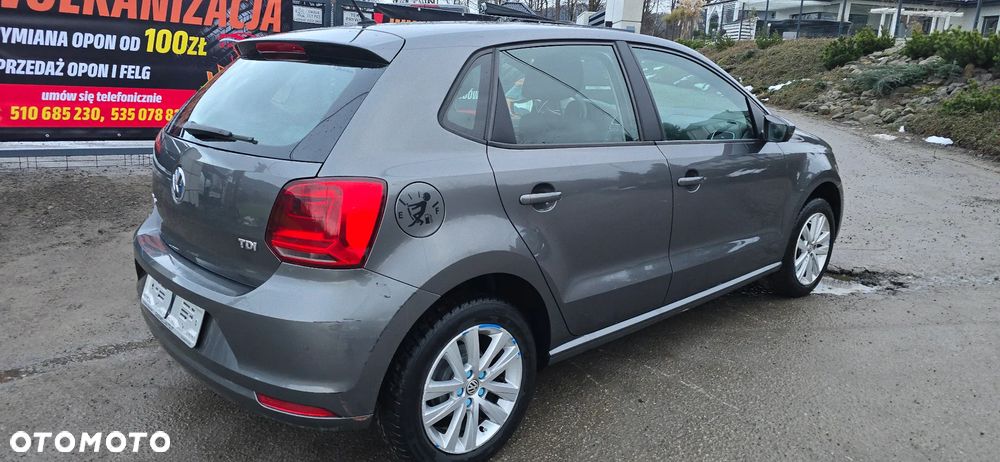 Volkswagen Polo 1.4 TDI (Blue Motion Technology) Comfortline - 10