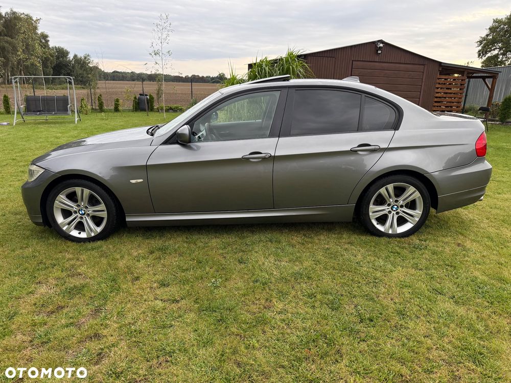 BMW Seria 3 318d DPF Edition Exclusive - 3