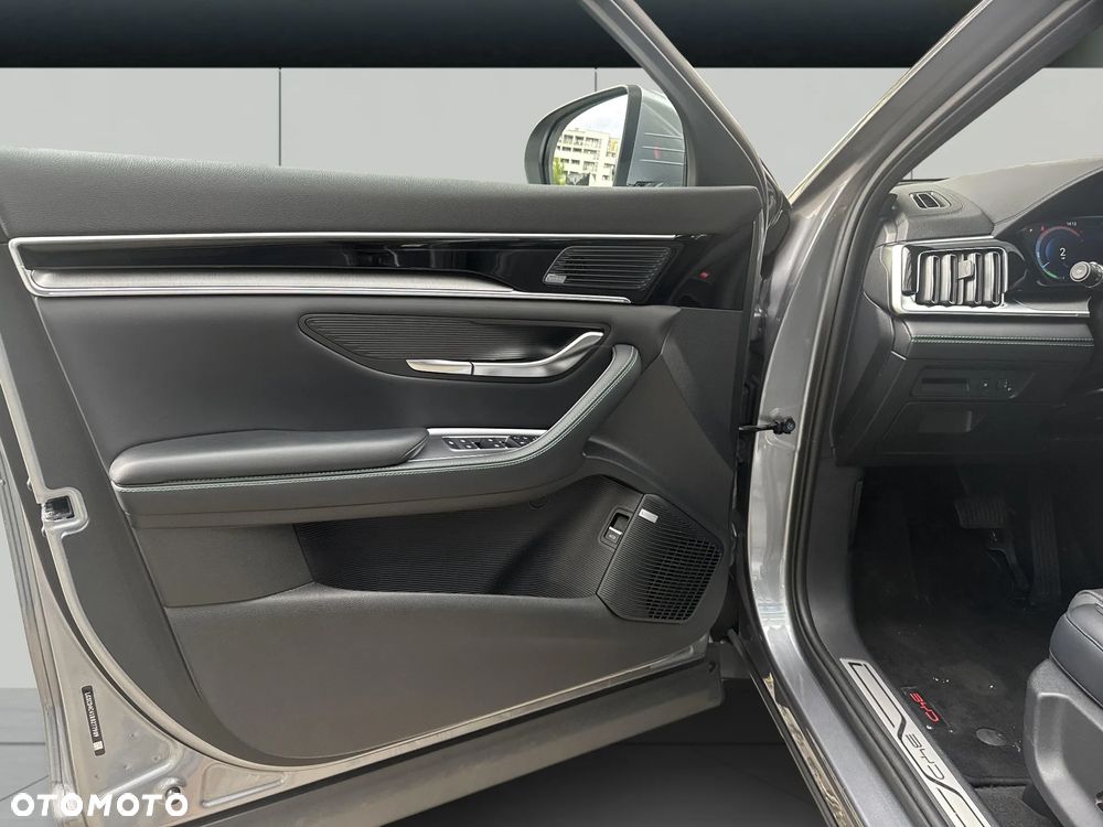BYD Seal U 1.5T Design AWD - 11