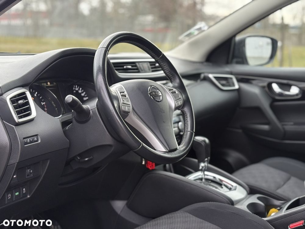 Nissan Qashqai 1.6 DCi Xtronic ACENTA - 10