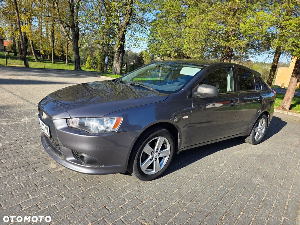 Mitsubishi Lancer 1.8 Inform - 2