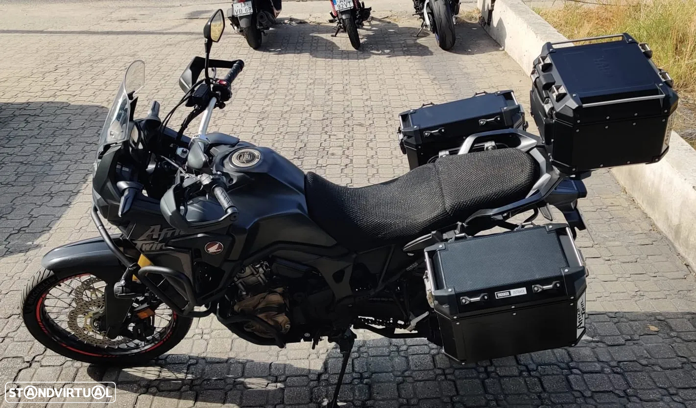Honda Africa Twin 1000 DCT - 4