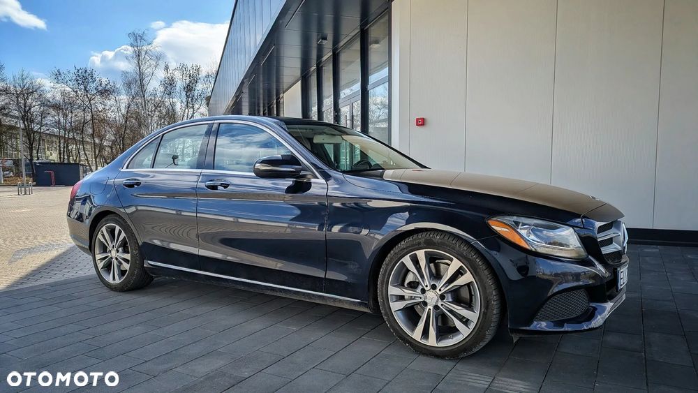 Mercedes-Benz Klasa C 300 7G-TRONIC - 3