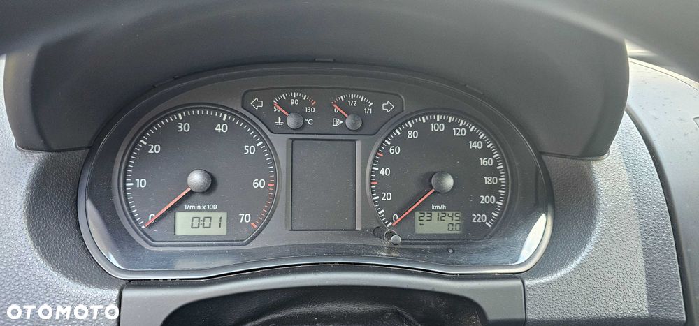 Volkswagen Polo - 5