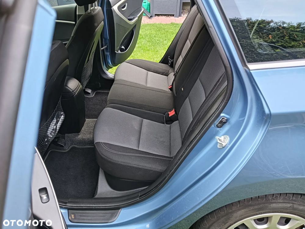 Hyundai i30 1.6 CRDi Classic - 11