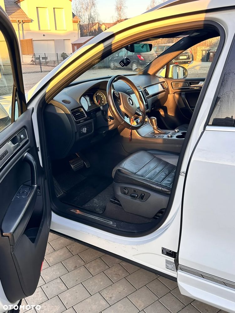 Volkswagen Touareg 3.0 V6 TDI BMT Perfectline R-Style - 15