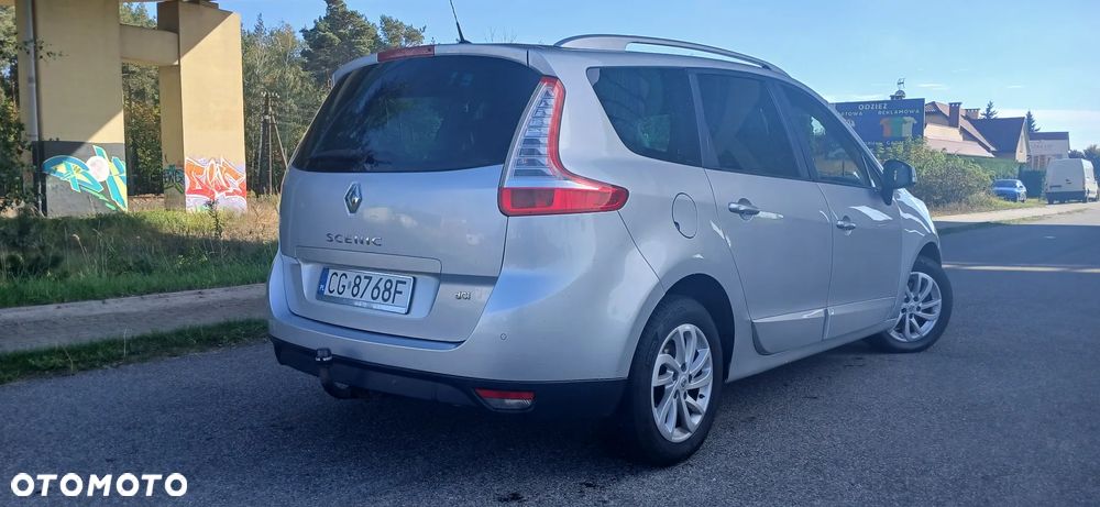 Renault Scenic - 4