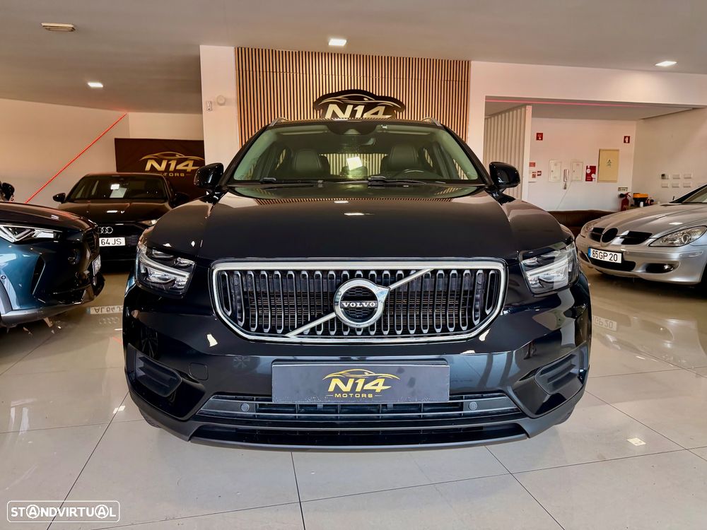 Volvo XC 40 2.0 D3 Momentum Plus - 3