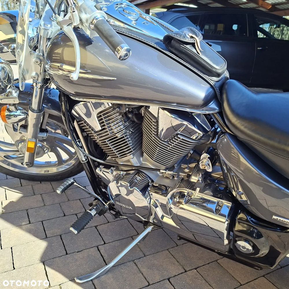 Honda VTX - 8