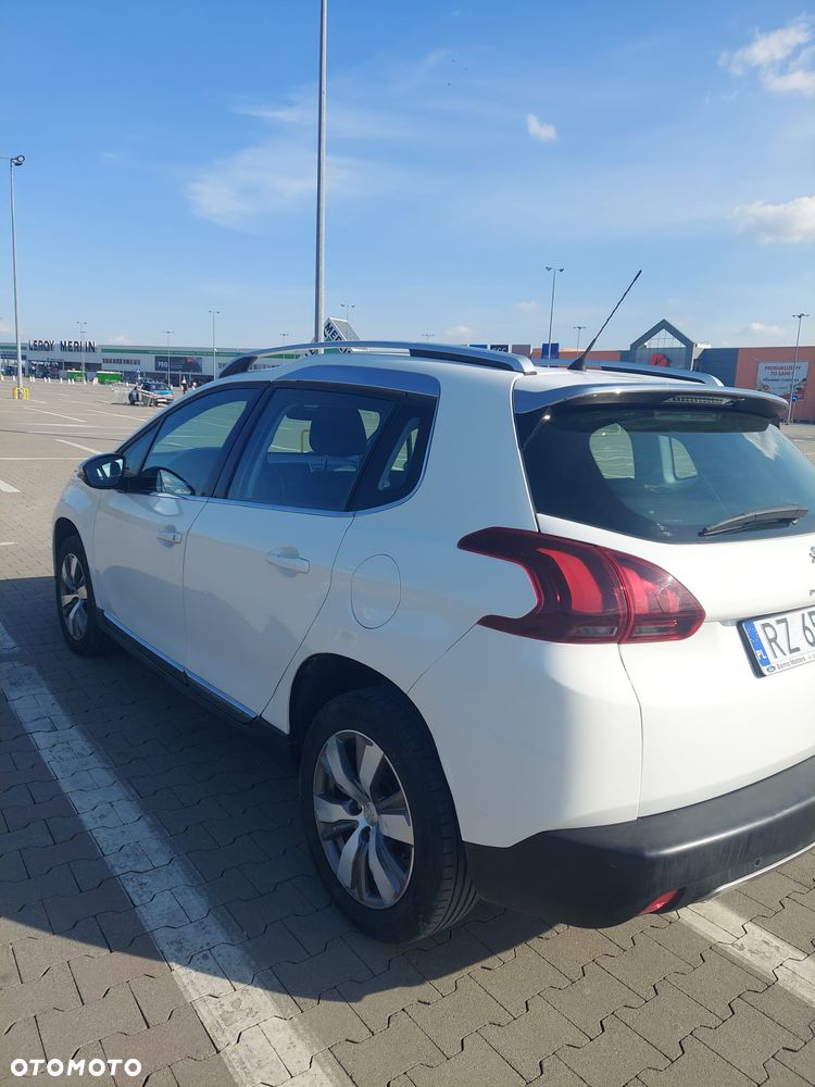Peugeot 2008 PureTech 82 ETG5 STOP&START Allure - 6
