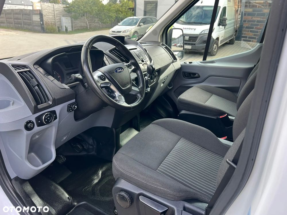 Ford Transit - 6