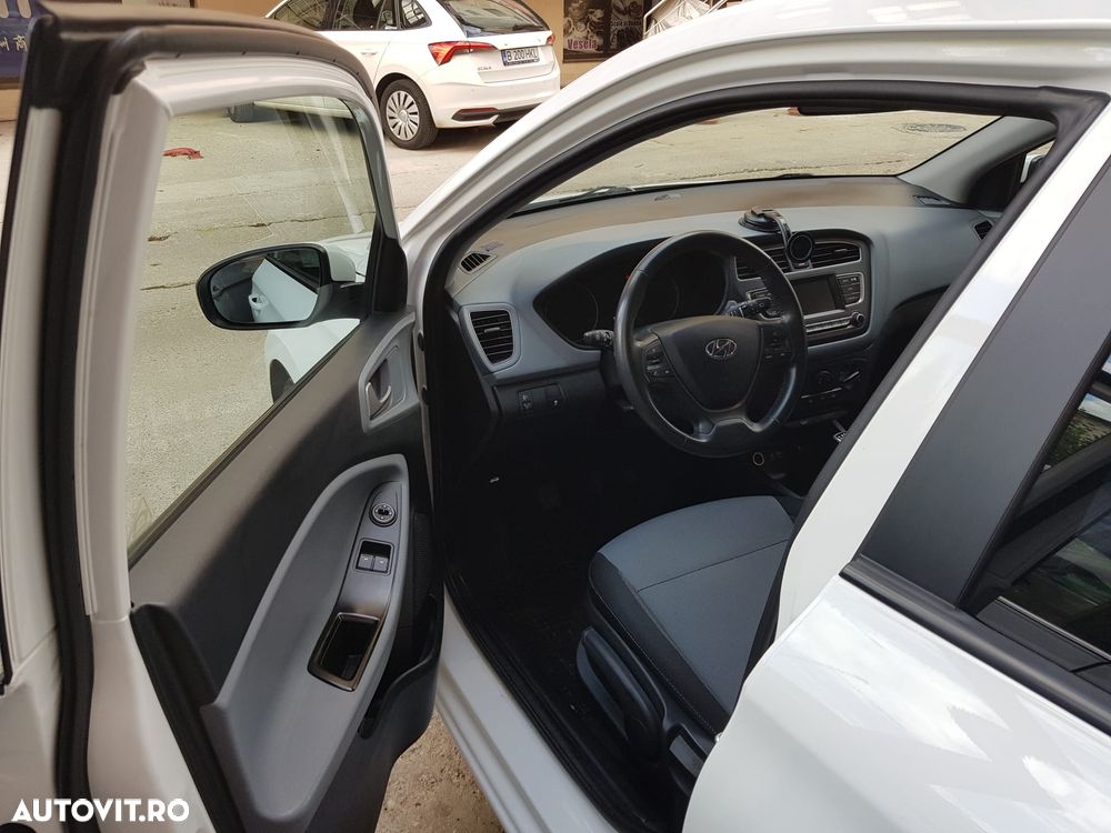 Hyundai i20 - 4