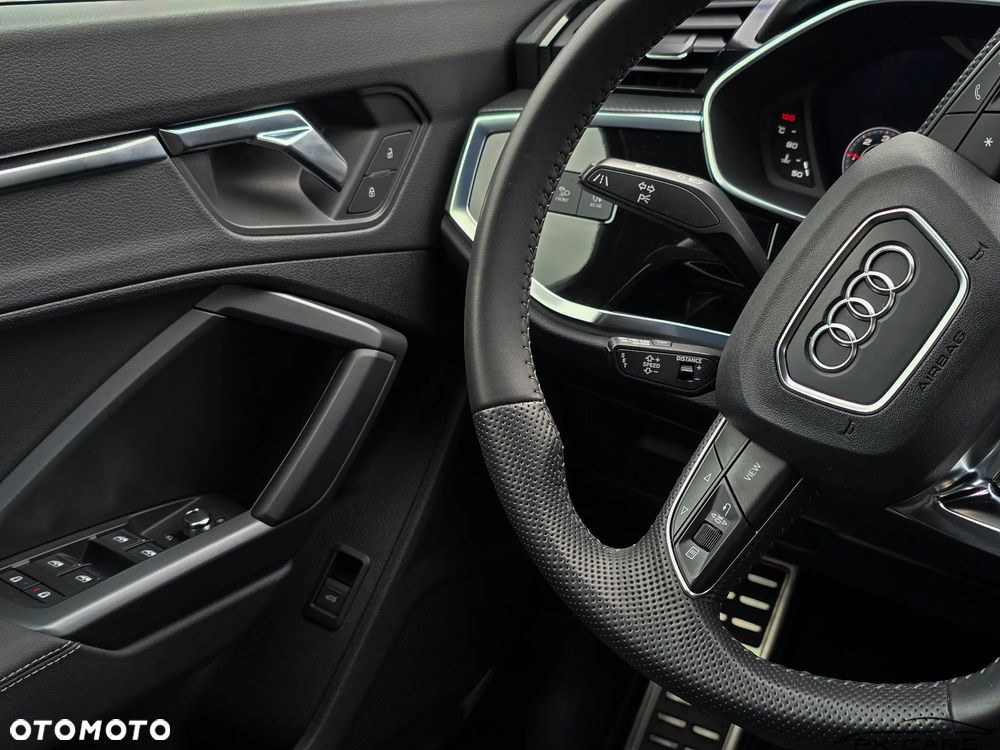 Audi Q3 40 TDI Quattro S tronic S line - 32