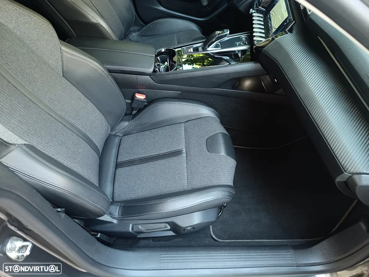 Peugeot 508 SW 1.6 Hybrid Allure Pack e-EAT8 - 23