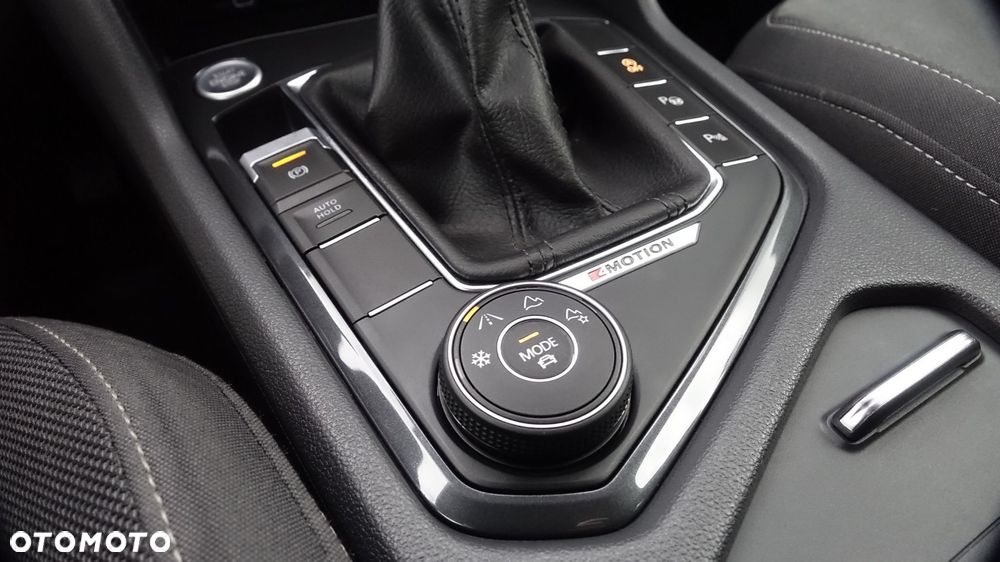 Volkswagen Tiguan - 40