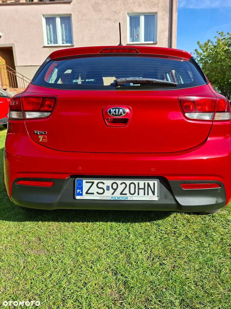 Kia Rio - 3