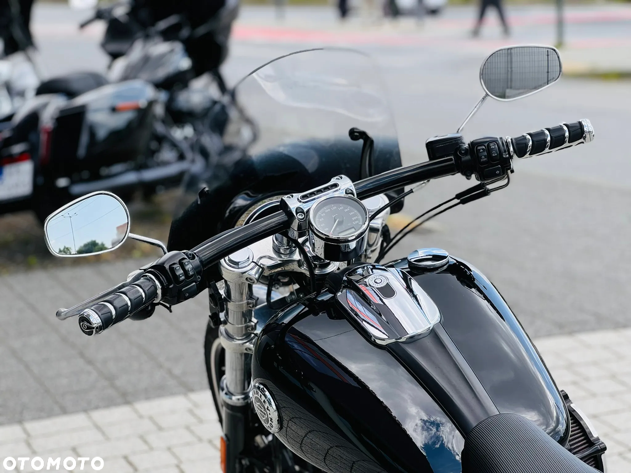 Harley-Davidson FXSB Breakout - 12