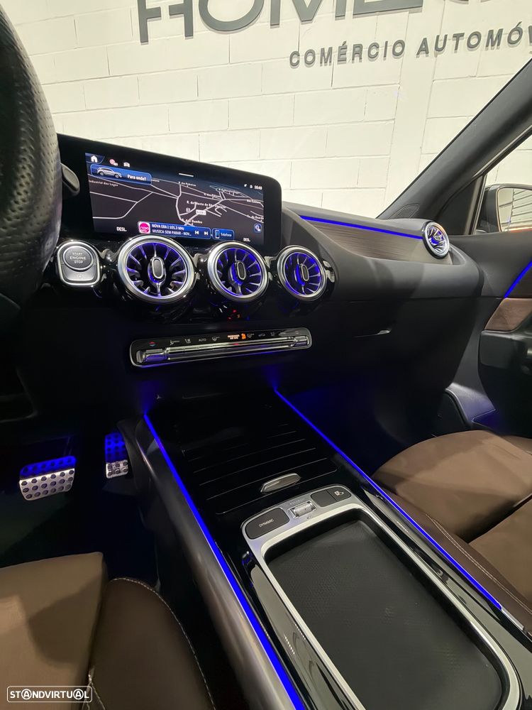 Mercedes-Benz GLA 200 d AMG Line - 36