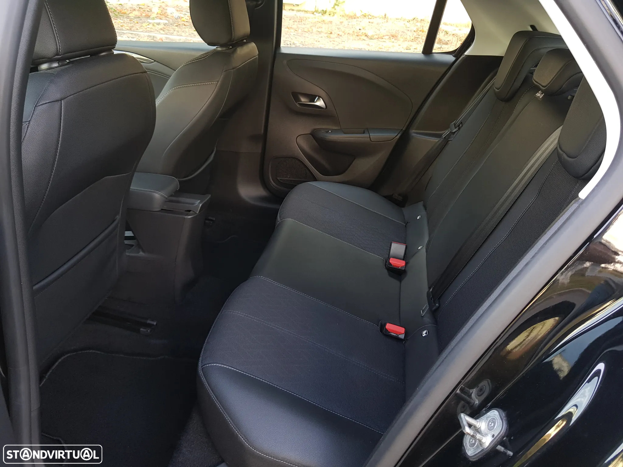 Opel Corsa 1.5 D Elegance - 30