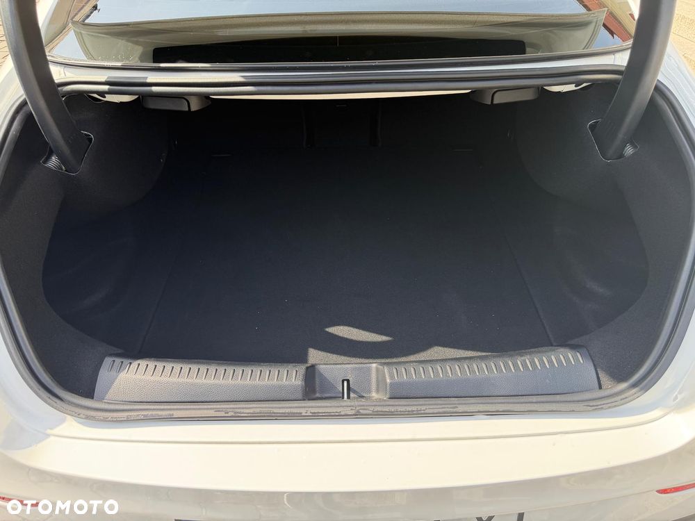 Mercedes-Benz CLA 250 7G-DCT Edition 2021 - 18