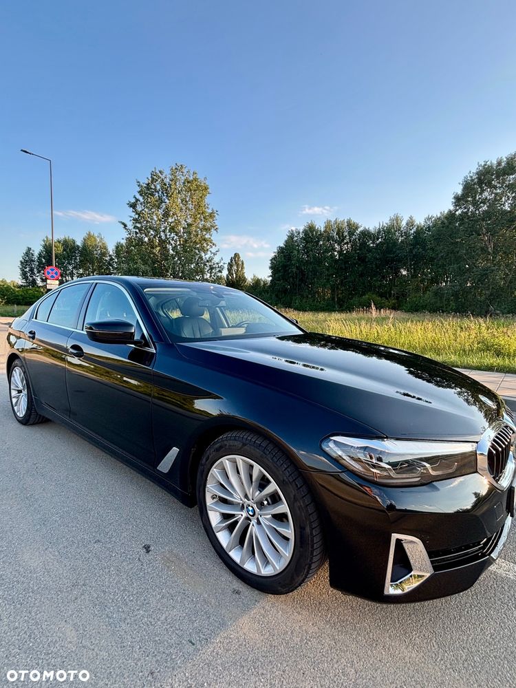 BMW Seria 5 520i Luxury Line - 3