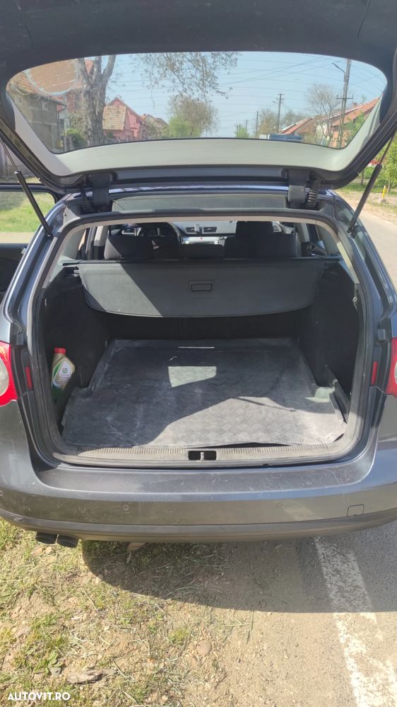 Volkswagen Passat 2.0TDI Trendline DPF Bluemotion Technology - 3