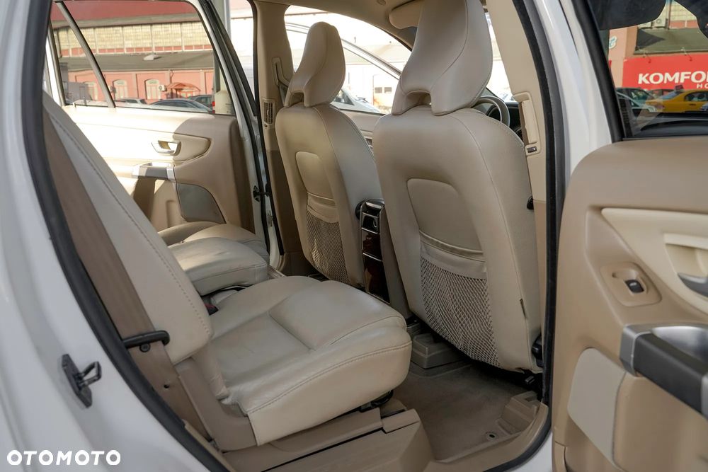 Volvo XC 90 3.2 Executive - 29
