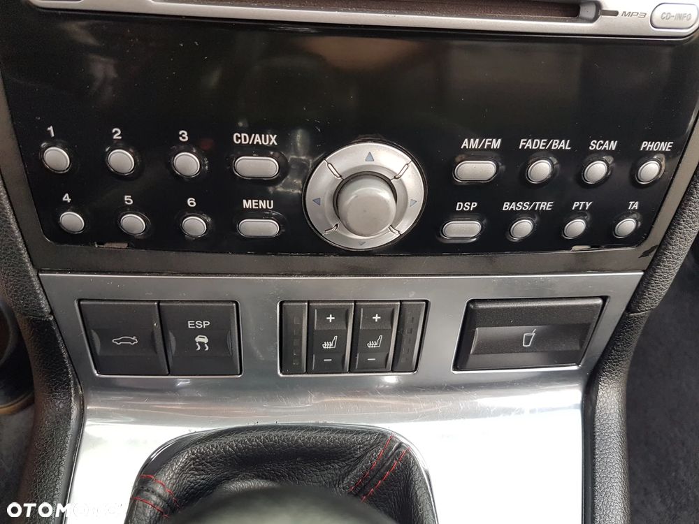 Ford Mondeo 3.0 V6 ST 220 - 25