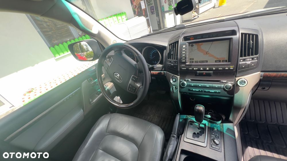 Toyota Land Cruiser LC 4.5 D-4D Prestige - 24
