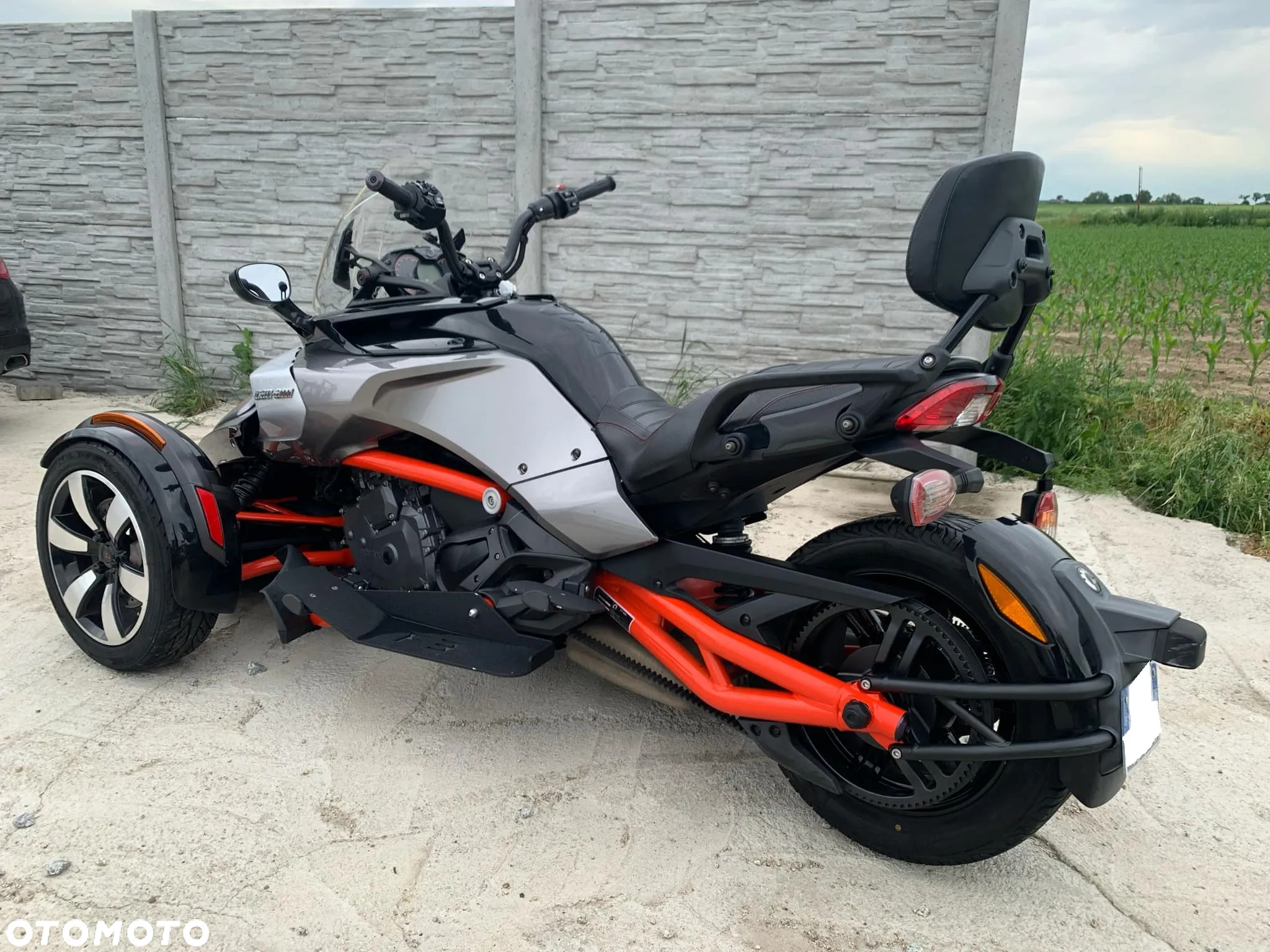 Can-Am Spyder - 4