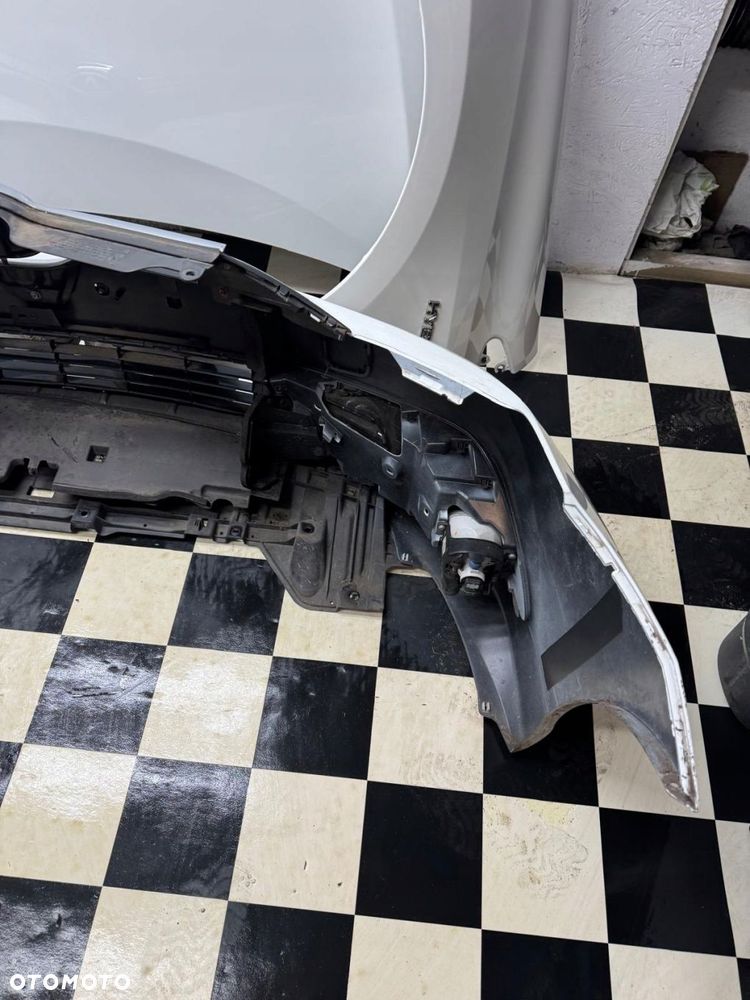 przód kompletny maska błotnik zderzak lampa pas toyota auris 2015-2018 070 - 10