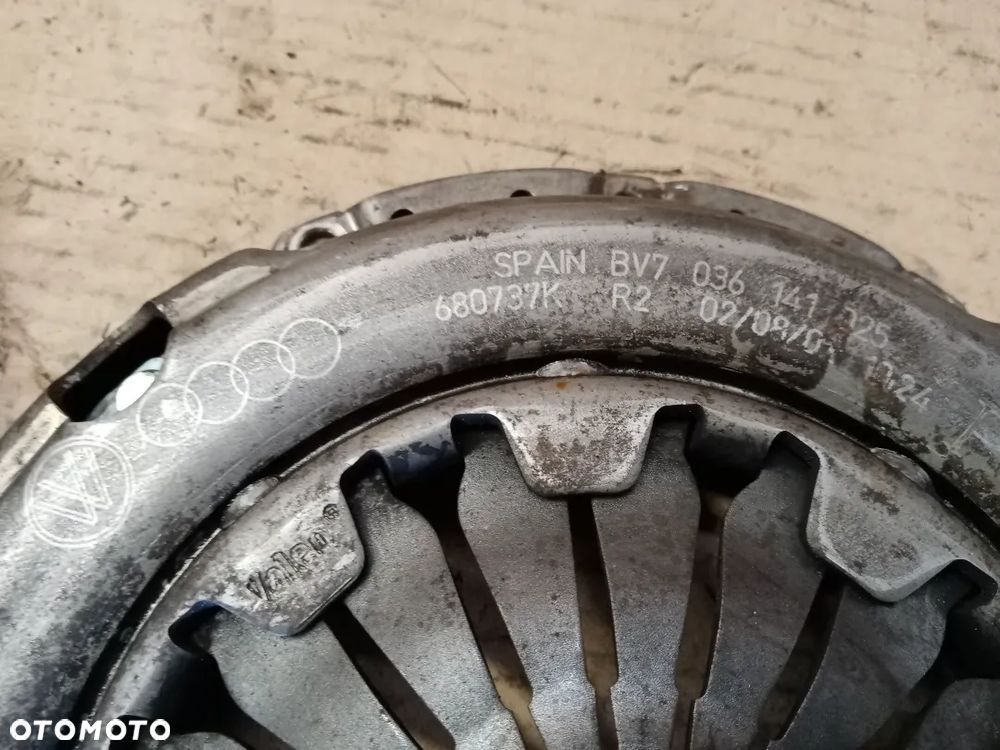 Sprzęgło tarcza docisk koło VW New Beetle 1.4 16v 036141032 - 8