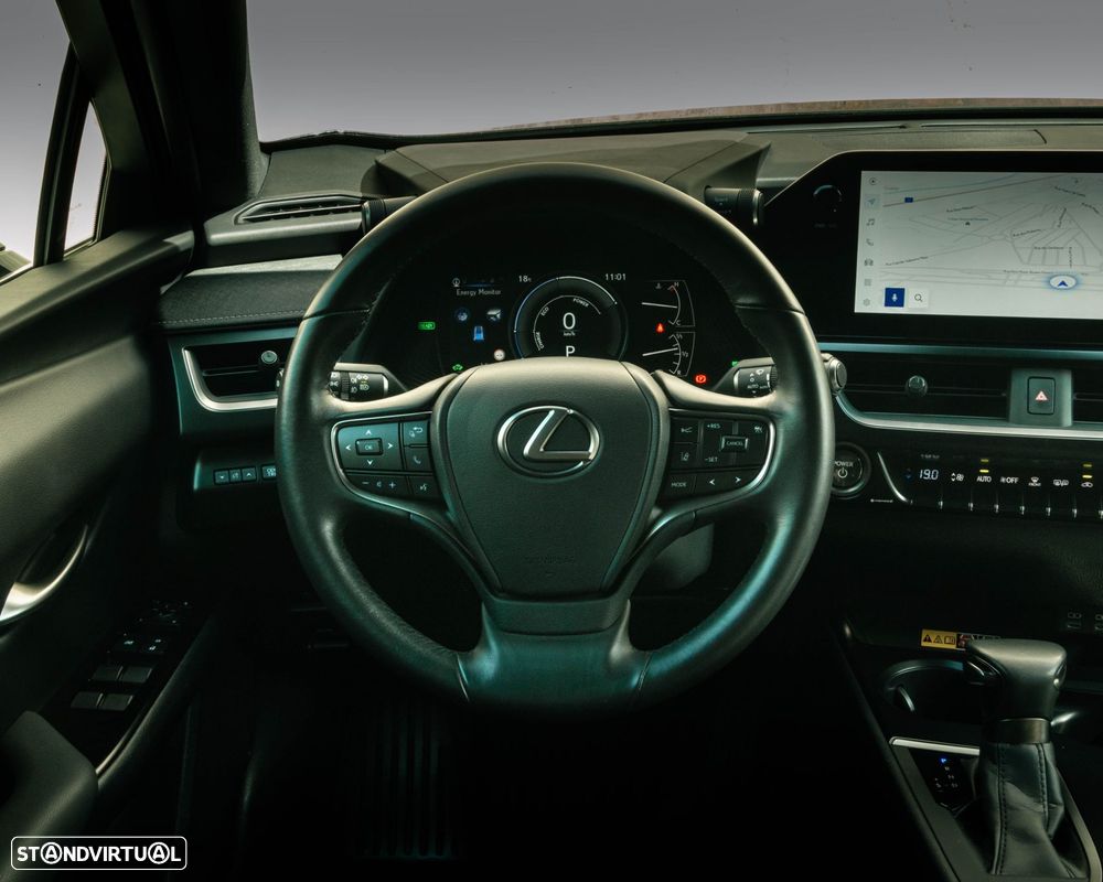 Lexus UX 250h Sport (Ecrã 12.3) - 11