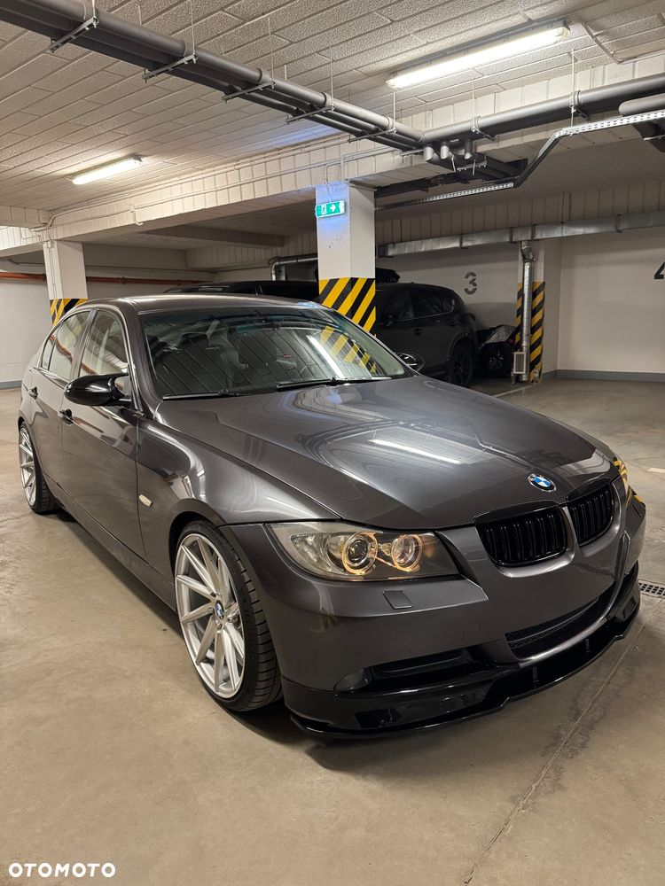 BMW Seria 3 - 22