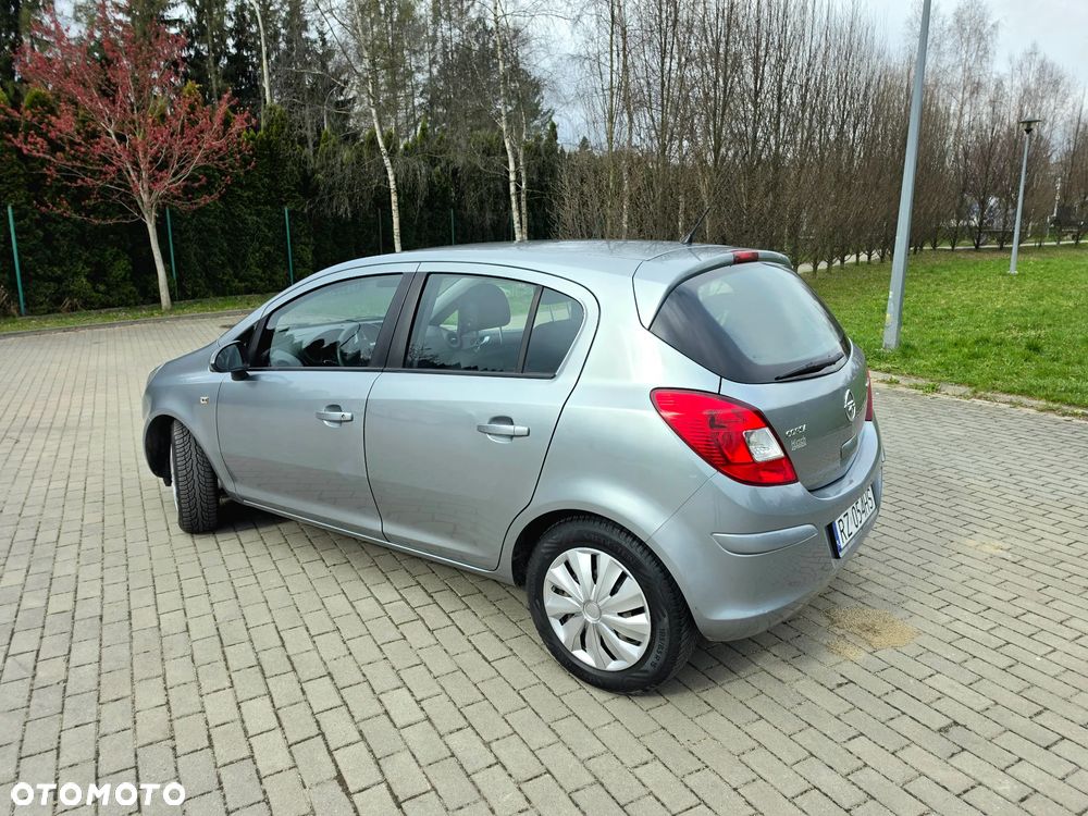 Opel Corsa 1.2 16V Edition 150 S&S - 15