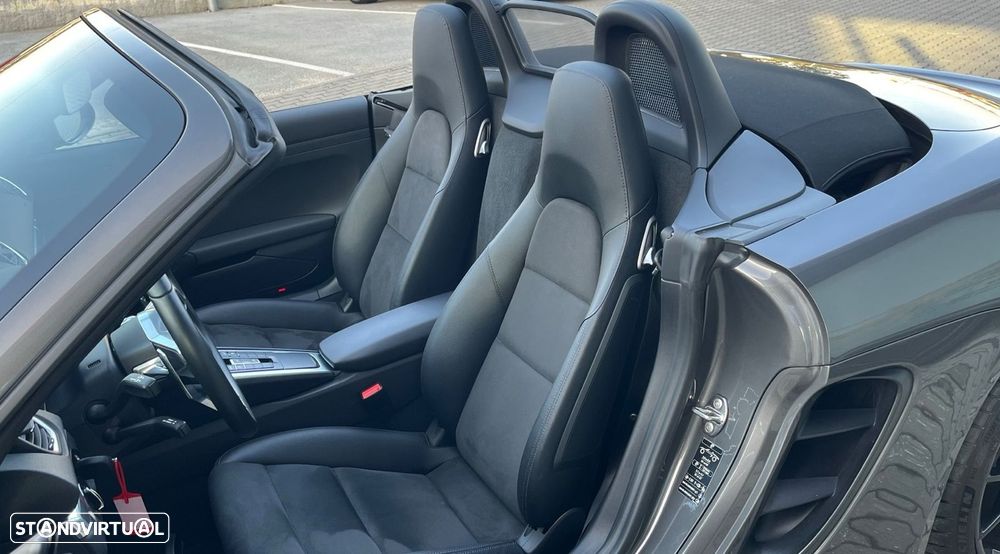 Porsche 718 - 5