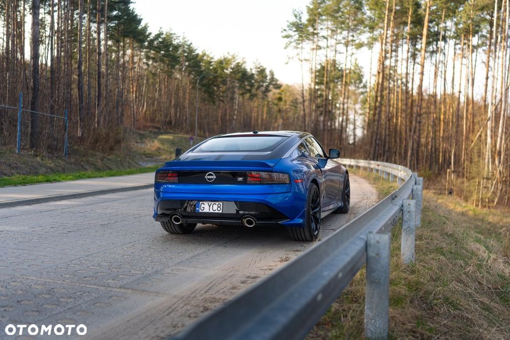 Nissan 400 Z - 25
