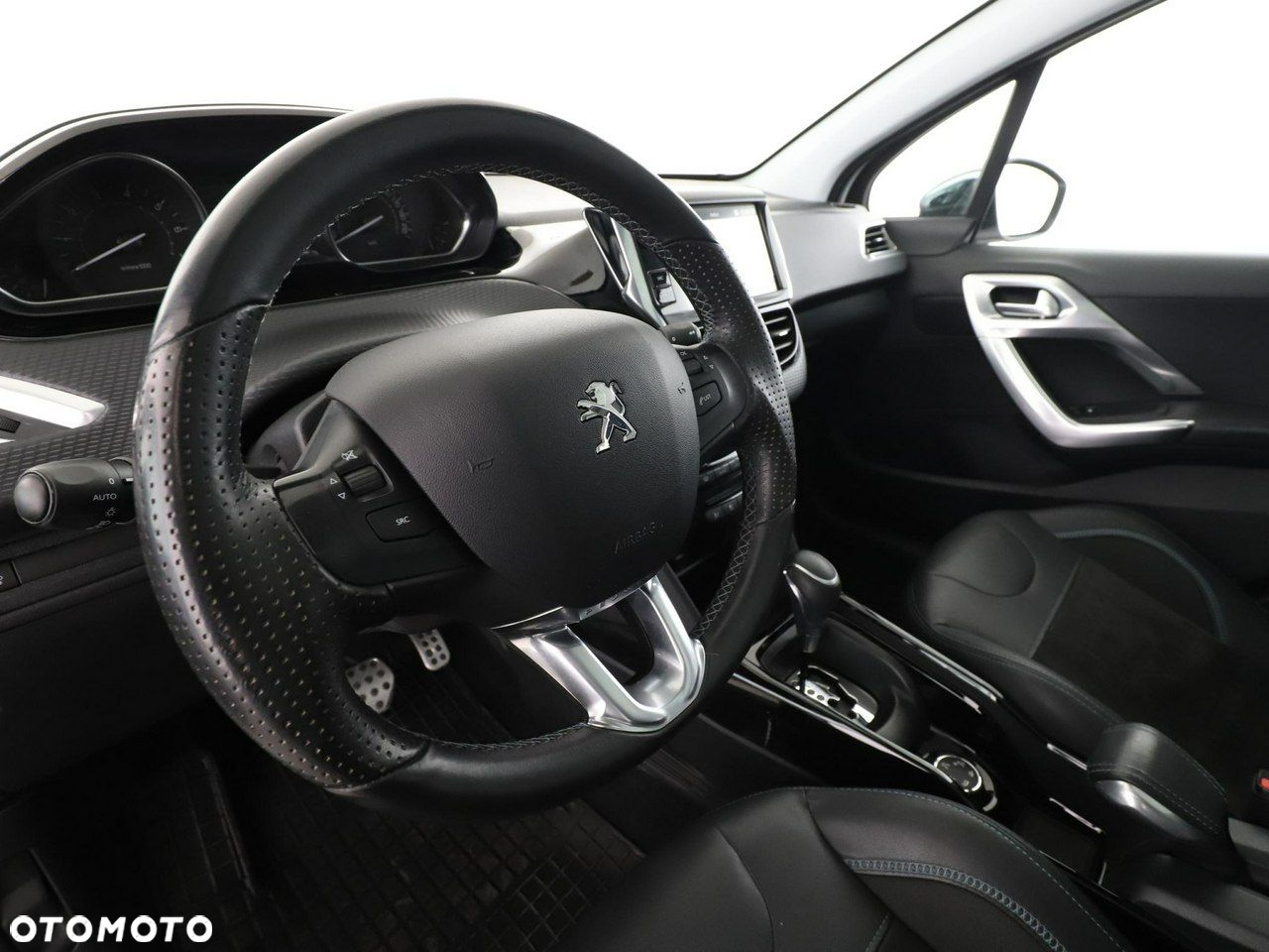 Peugeot 2008 1.2 Pure Tech Crossway S&S EAT6 - 14