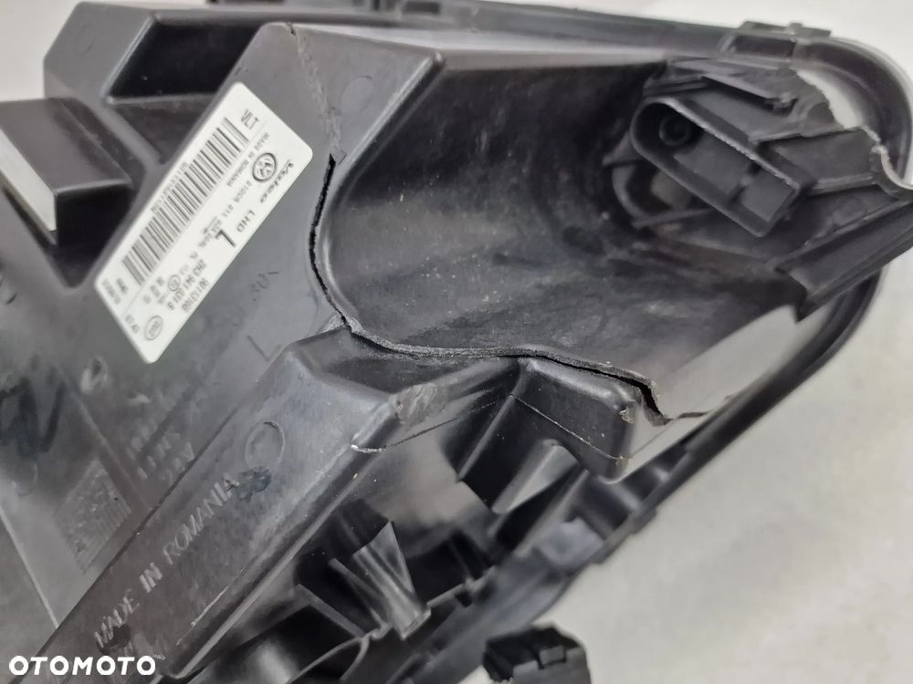 VW AMAROK I LIFT 2H3 16- LEWA LAMPA PRZEDNIA PRZÓD  XENON , NR 2H3941031B , NR AUKCJI LA86 - 19