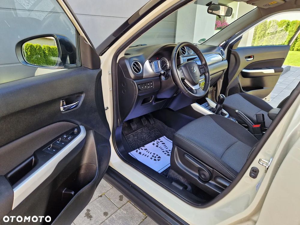 Suzuki Vitara 1.6 (4x4) Allgrip Comfort+ - 15