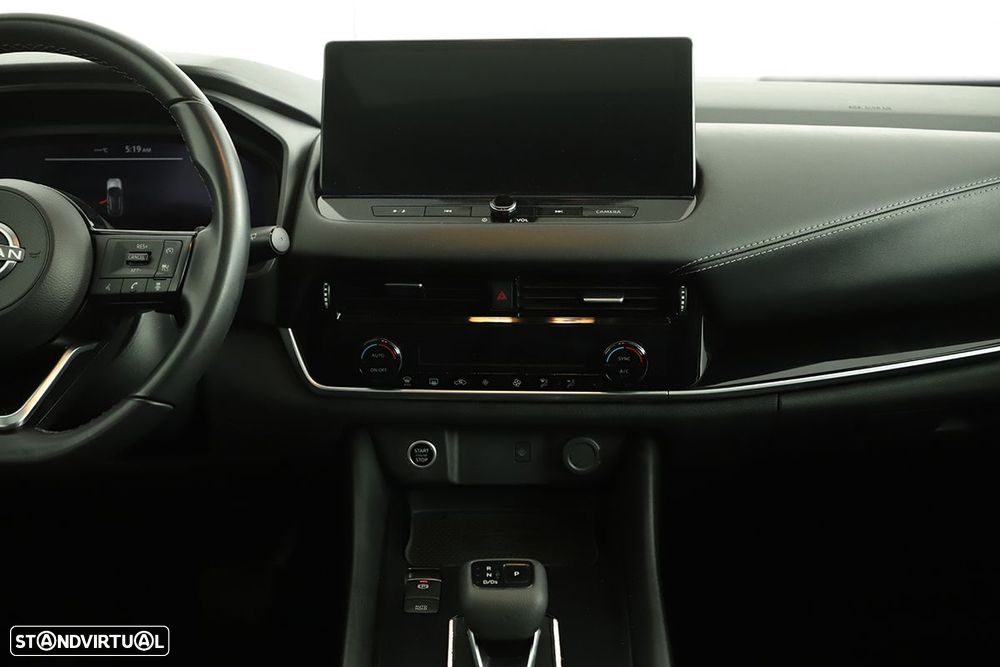Nissan Qashqai 1.3 DIG-T N-Connecta Xtronic - 8
