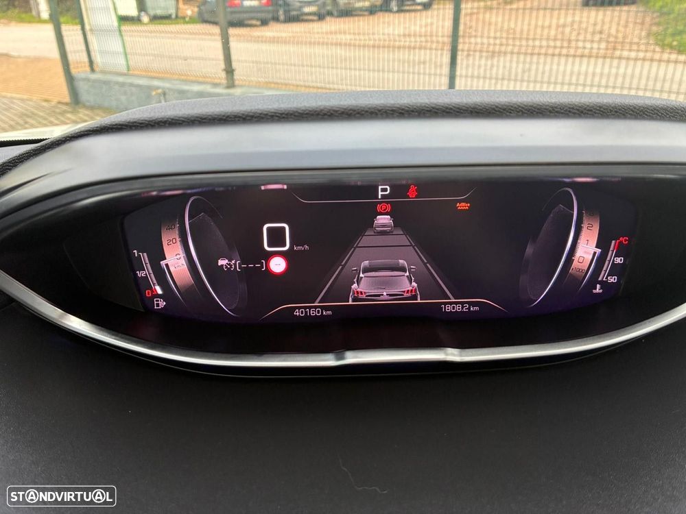 Peugeot 5008 1.5 BlueHDi GT EAT8 - 12