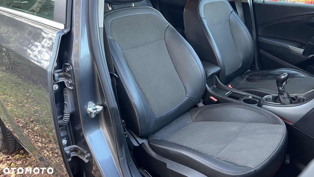 Opel Astra IV 1.7 CDTI Cosmo - 13