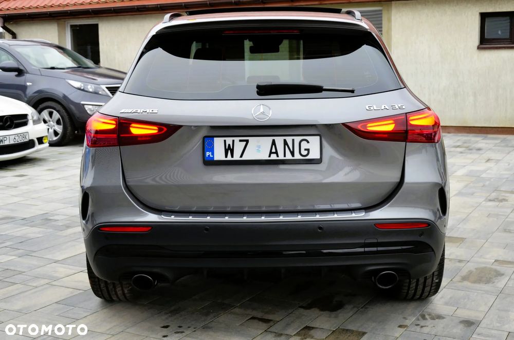Mercedes-Benz GLA AMG 35 4-Matic - 12