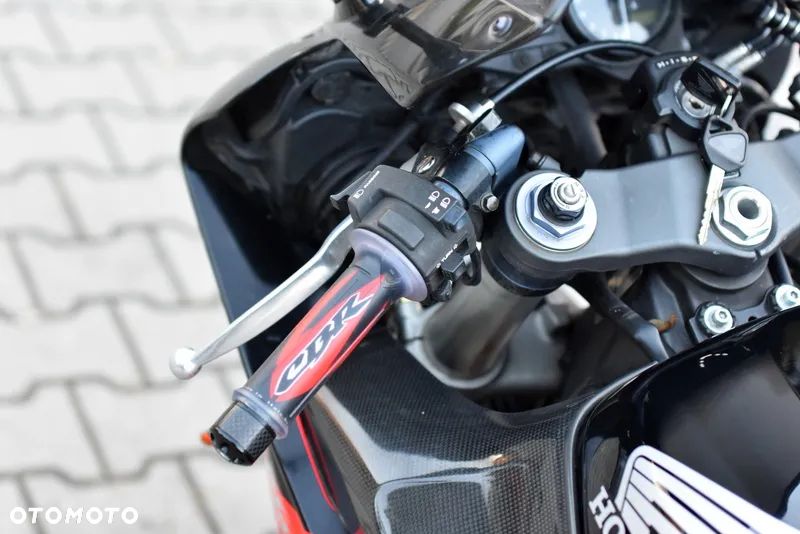 Honda CBR - 30