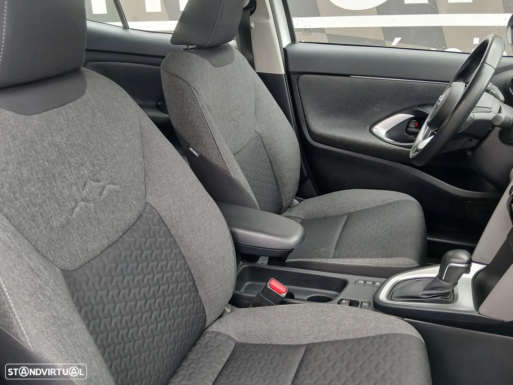 Toyota Yaris Cross 1.5 HDF Comfort Plus - 23